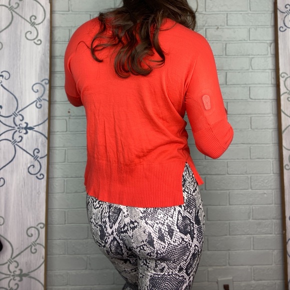 Victoria’s Secret Long Sleeve Orange Cotton Sweater Top Split Hem Size Small - Picture 9 of 11
